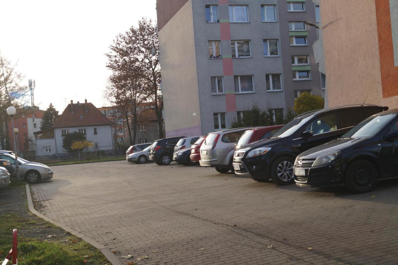 Monica Apartment Jelenia Gora Bagian luar foto