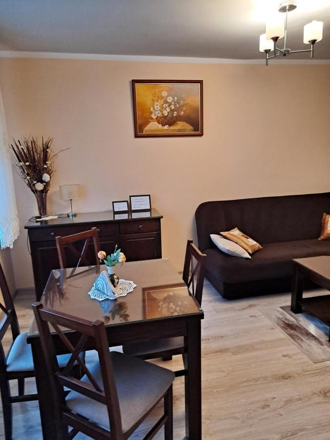 Monica Apartment Jelenia Gora Bagian luar foto